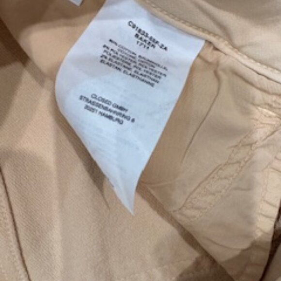 Like New Closed denim in soft butter colour sz 26 - Picture 6 of 14